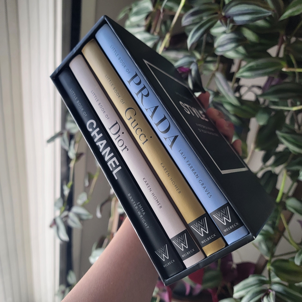 Last Set 4pcs Hard Cover Book Set Little Guides To Style Book Set